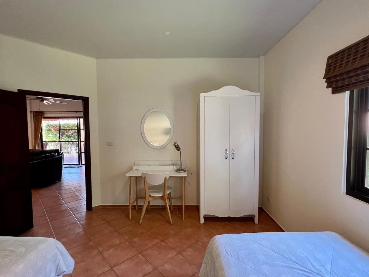 Villa Sea Breeze House Mae Phim Exterior foto